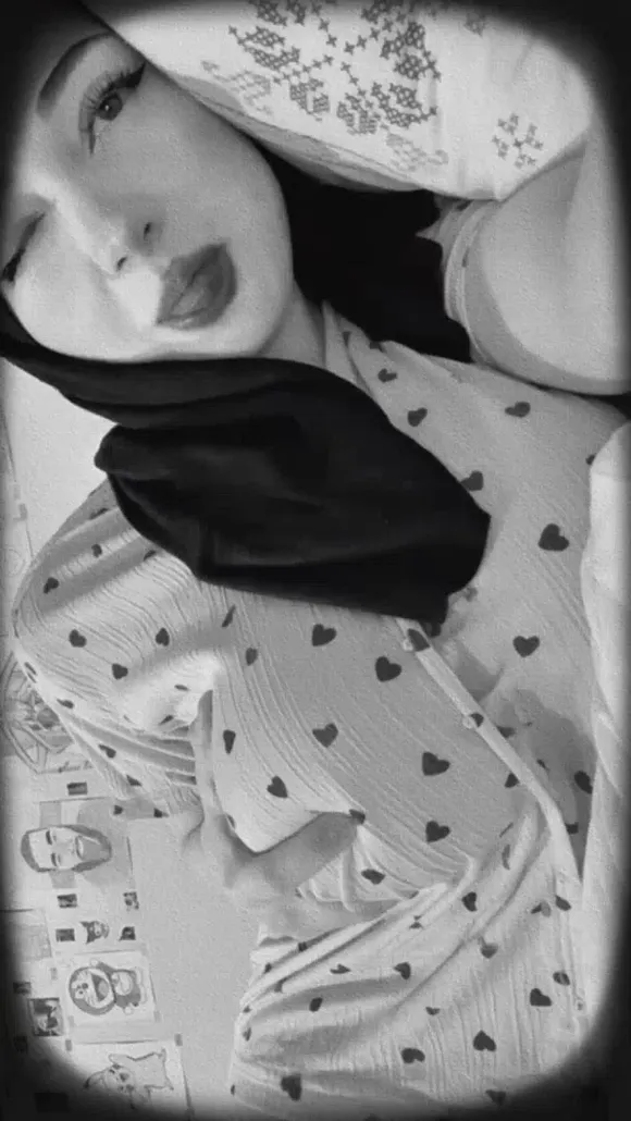 Zelal Heart Print Top Tease OnlyFans Video Leaked
