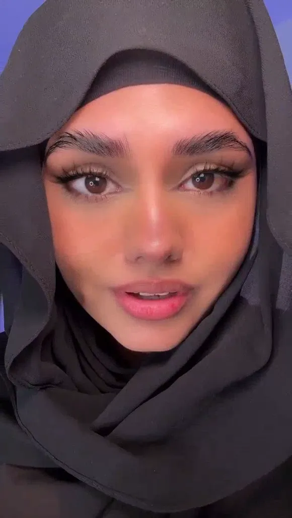 Zelal Hijab Close Up Face OnlyFans Video Leaked