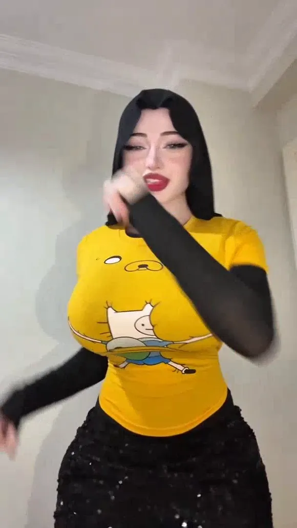 Zelal Yellow Top Dance Tease OnlyFans Video Leaked