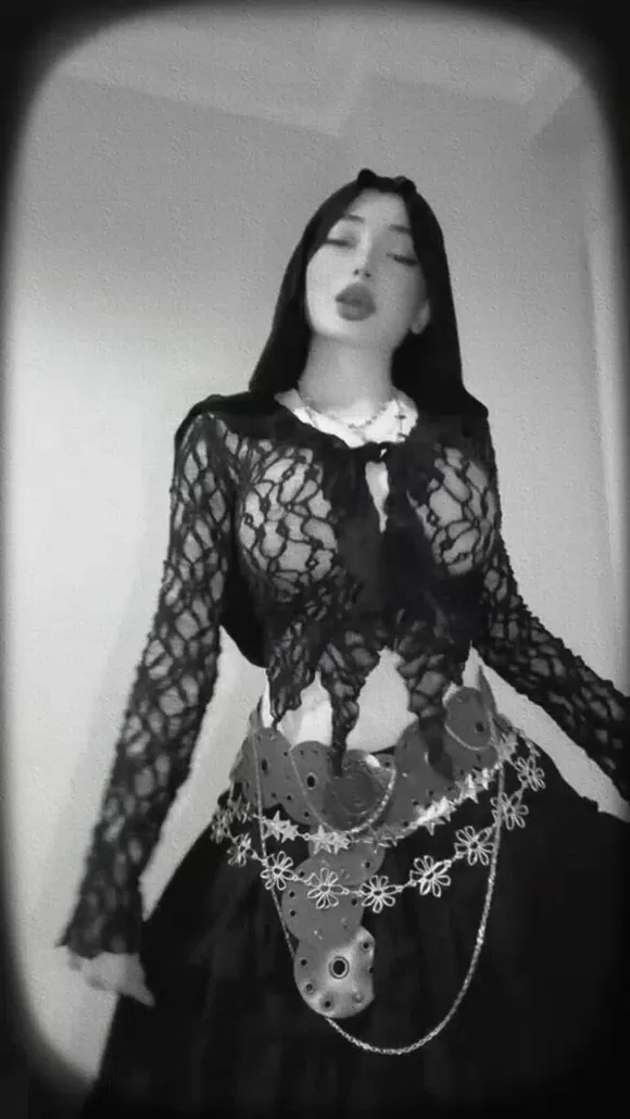 Zelal Lace Bodysuit Pose OnlyFans Video Leaked
