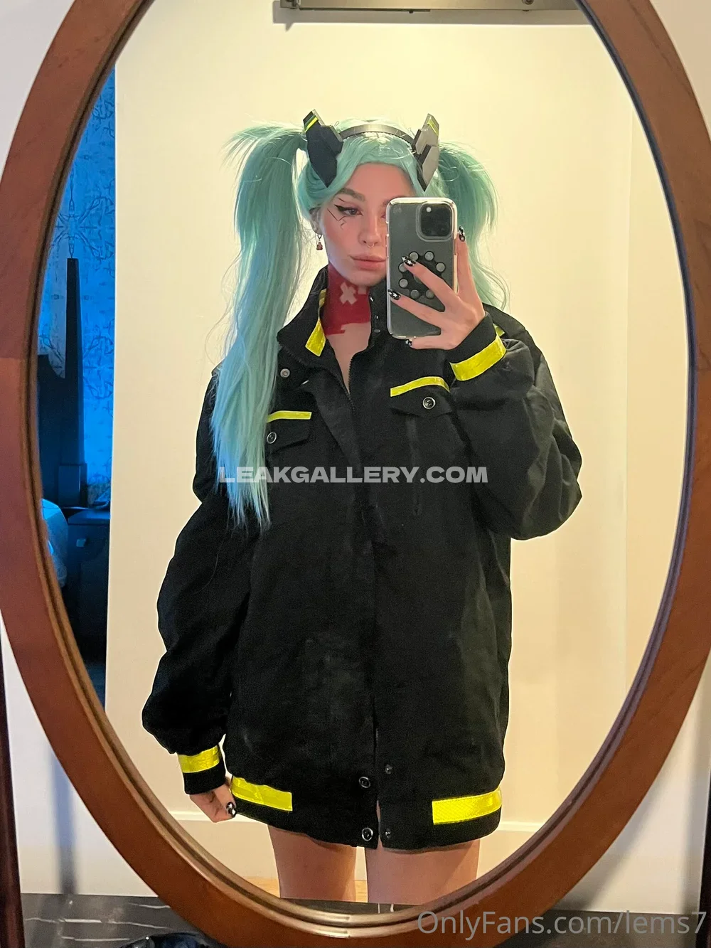 Lems7 Cosplay Mirror Selfie OnlyFans Photo Leaked