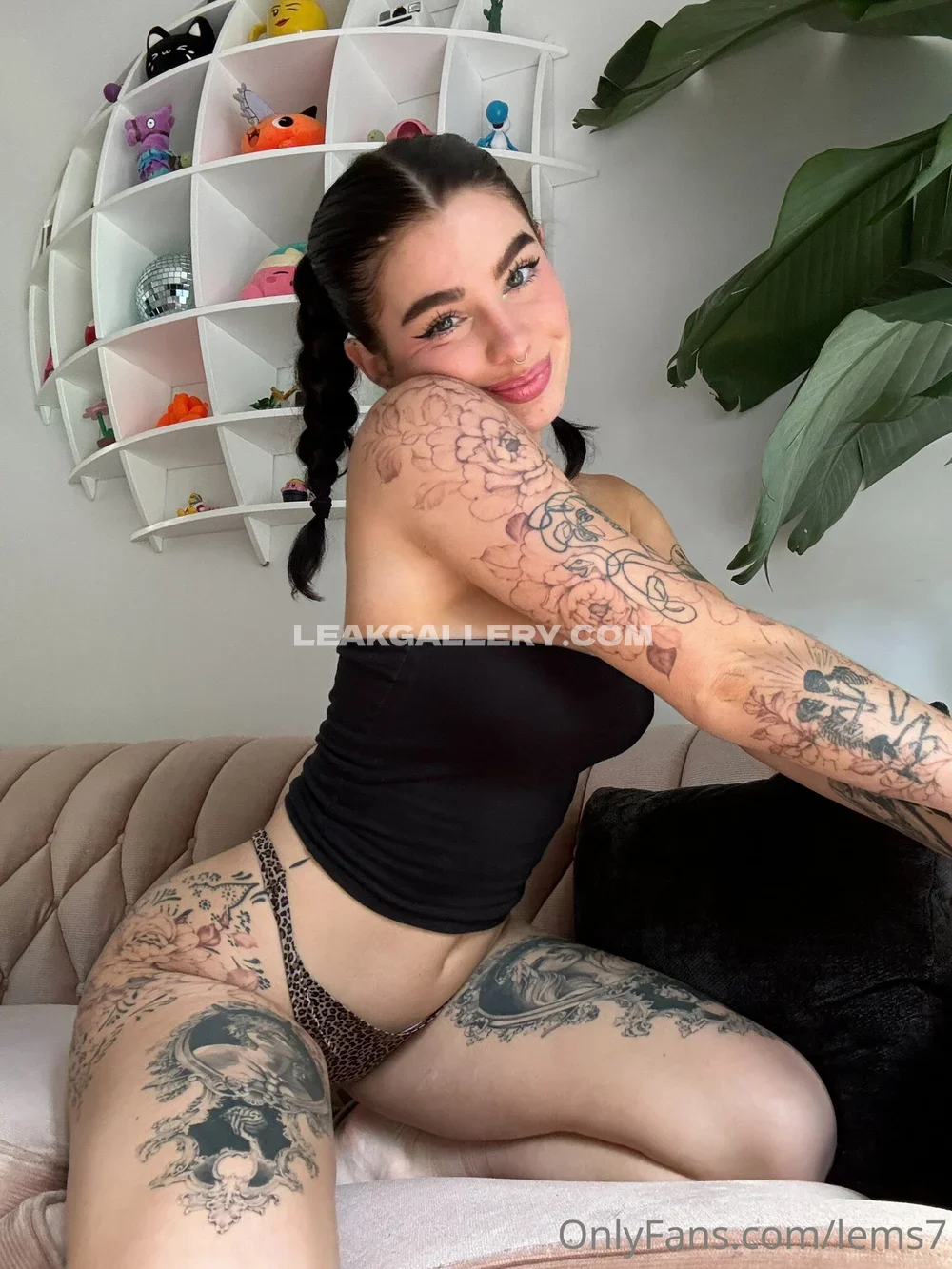 Lems7 Tattooed Body Display OnlyFans Photo Leaked