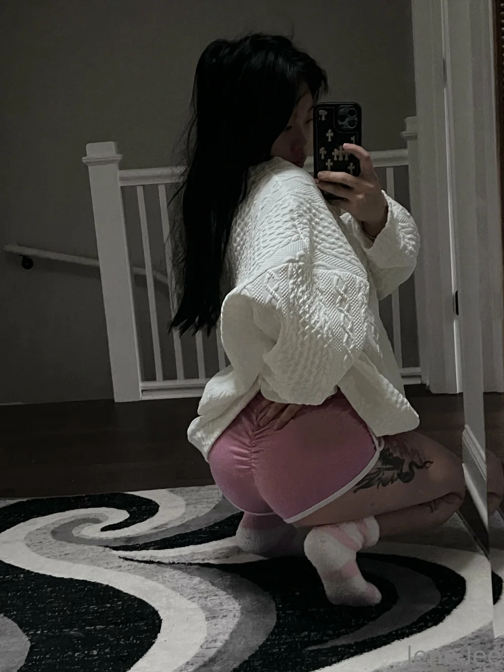 Lenerox Pink Shorts Selfie Pose OnlyFans Photo Leaked