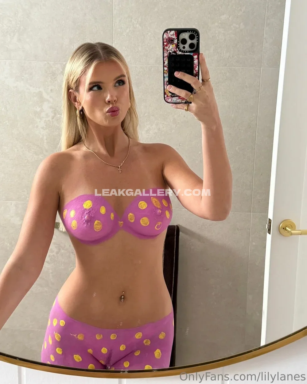 Lilylanes Pink Polka Dot Body Paint OnlyFans Photo Leaked