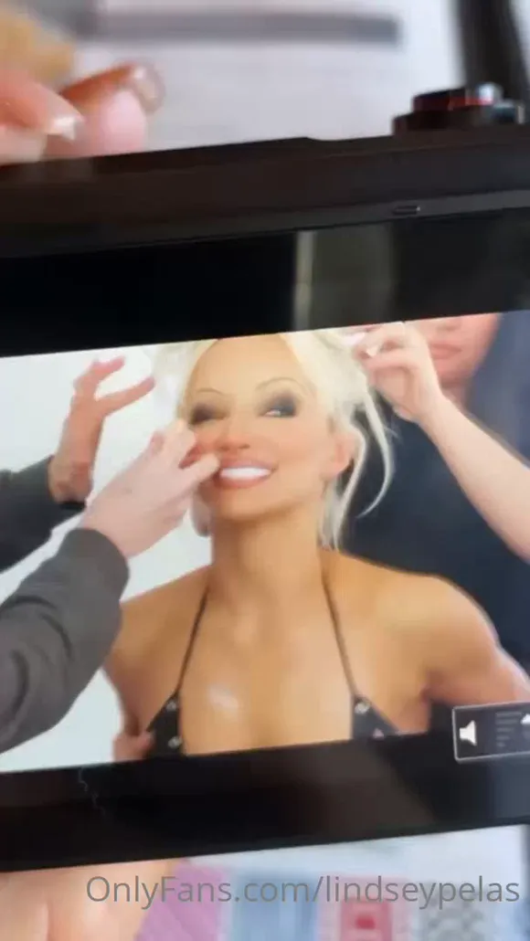 Lindseypelas / Lindsey_pelas Exclusive Leaked Nude OnlyFans #14386485