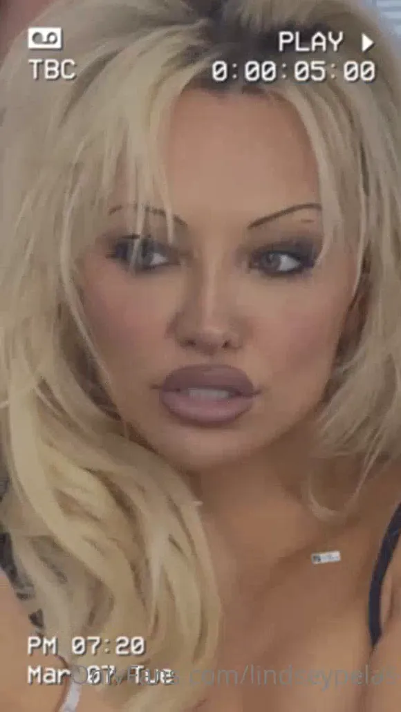 Lindseypelas / Lindsey_pelas Exclusive Leaked Nude OnlyFans #14386486