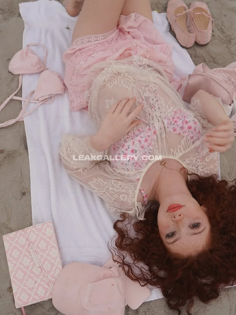 Liviadrusilla3 Pink Lace Bikini Beach OnlyFans Photo Leaked