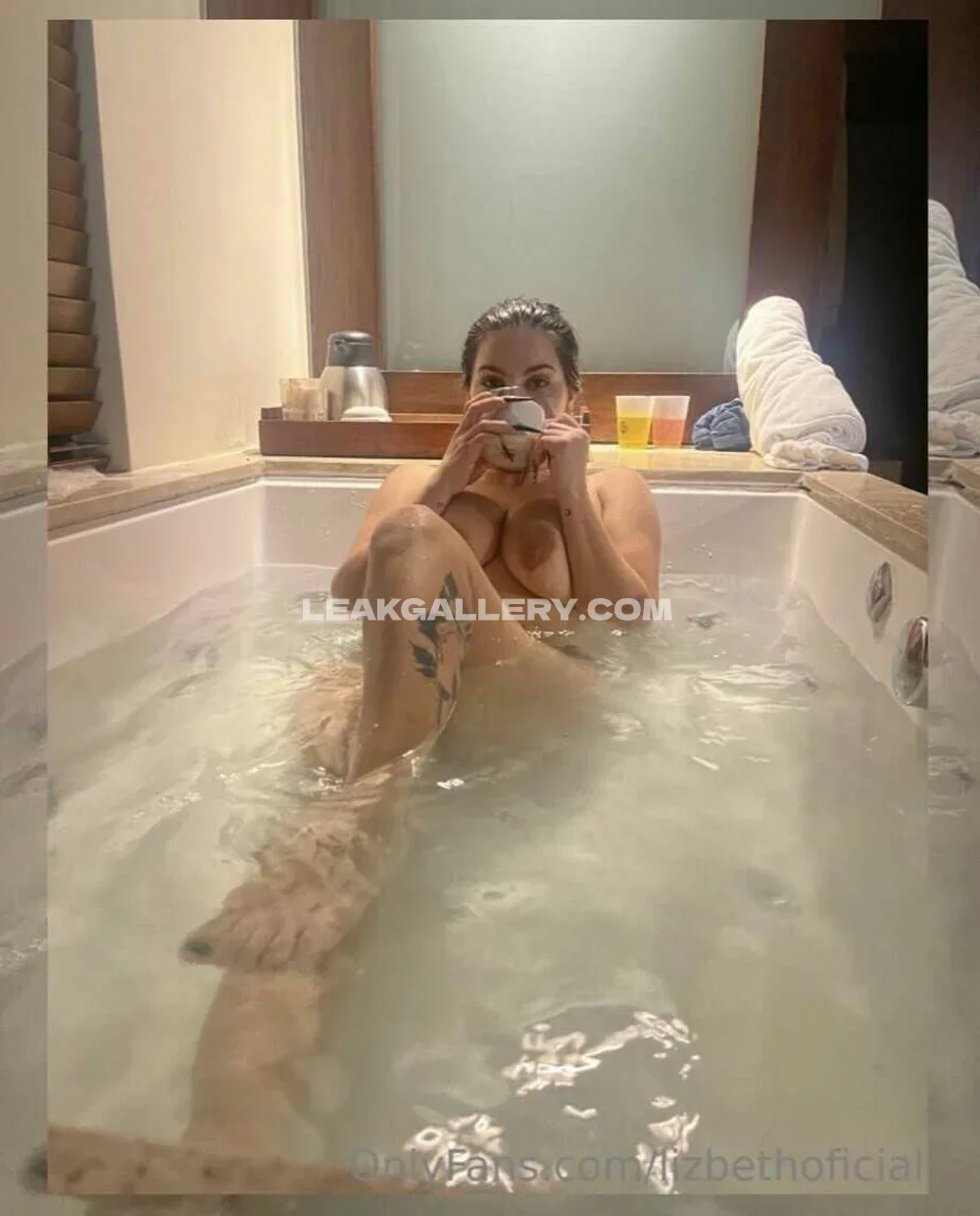 Lizbethrodriguezoficial Naked Bathtub Selfie OnlyFans Photo Leaked