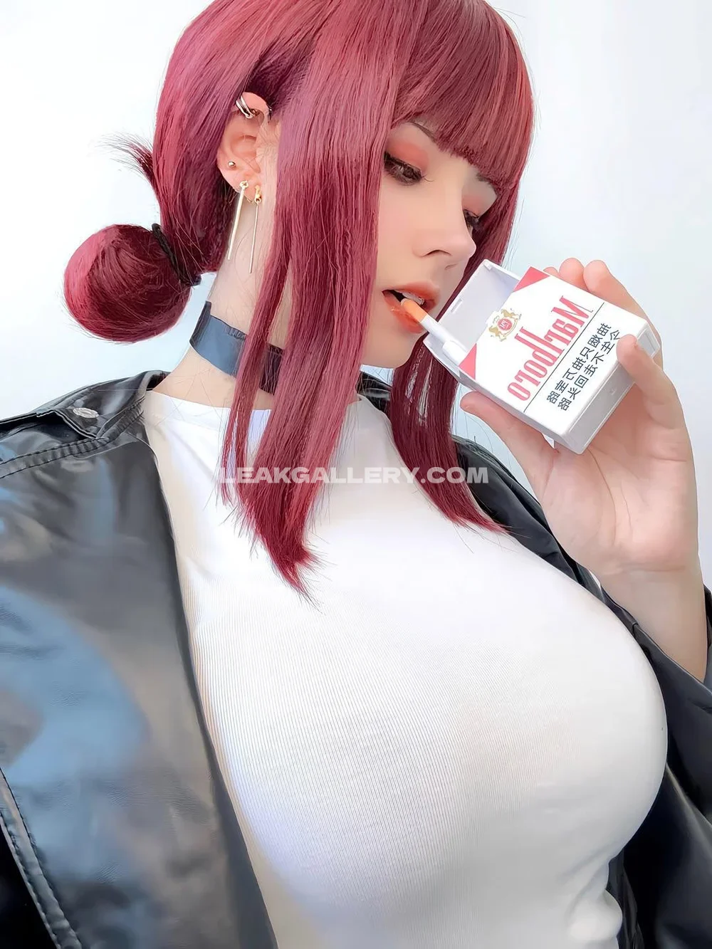 Lizyhsan Red Wig Cigarette Tease OnlyFans Photo Leaked