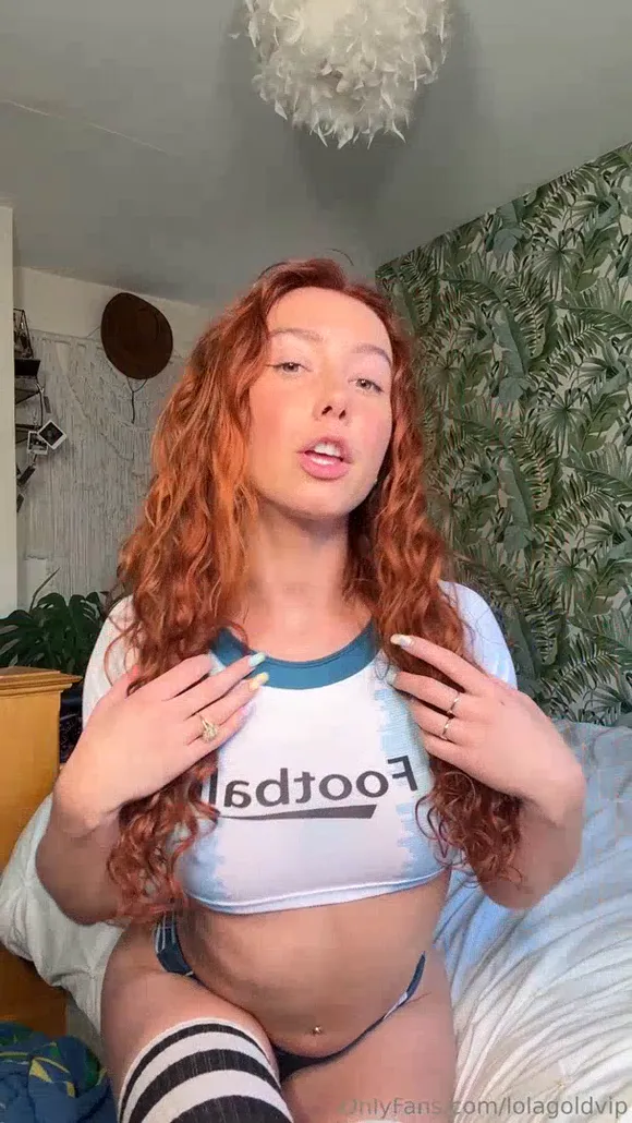 Lola_goldxo Crop Top Tease OnlyFans Video Leaked