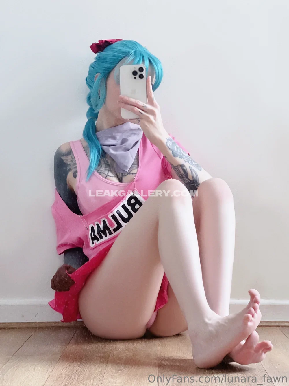 Lunara_fawn Pink Top Selfie Pose OnlyFans Photo Leaked