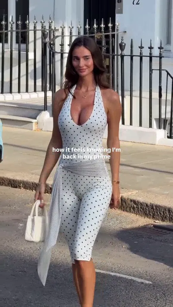 Maddycheary Polka Dot Bodysuit Walk OnlyFans Video Leaked