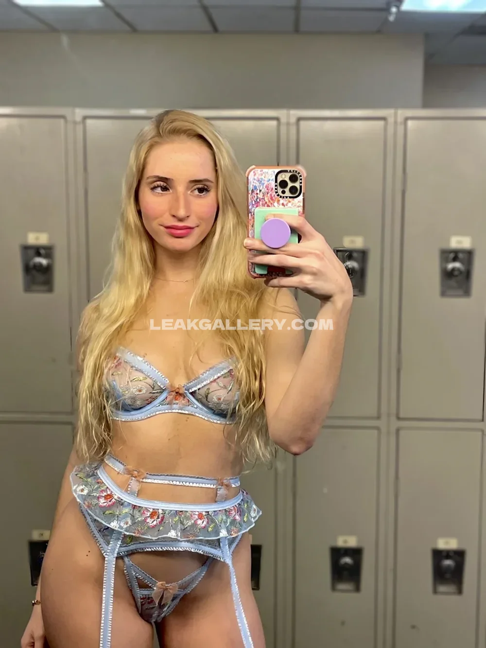 Madisonmoores Lace Bra And Garter Selfie OnlyFans Photo Leaked