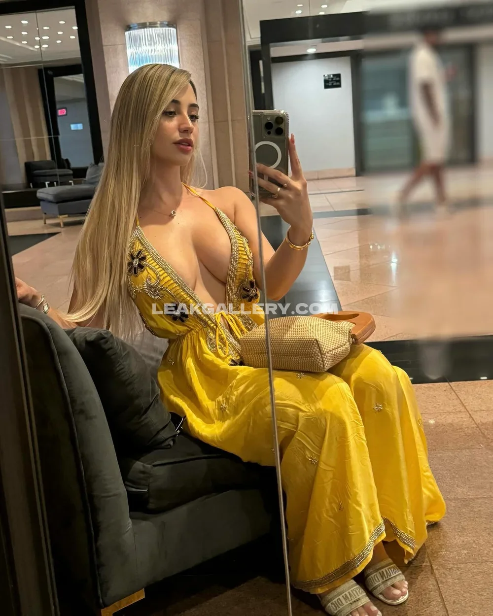 Mariamolivera Deep V Yellow Dress OnlyFans Photo Leaked