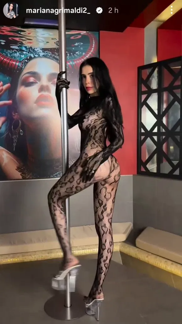 Marianagrimaldi__ Leopard Bodysuit Pole Pose OnlyFans Video Leaked