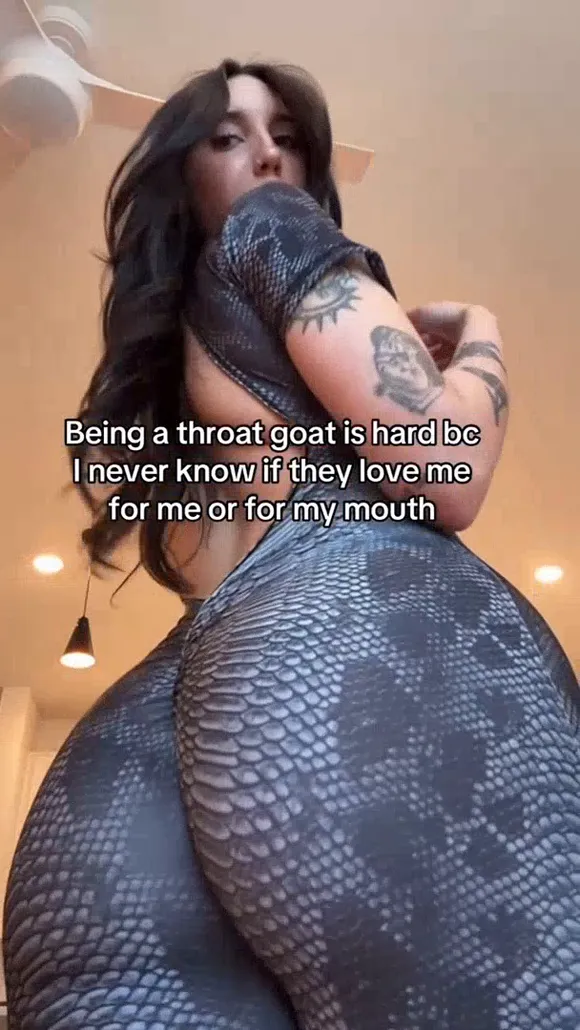 Mativip Snake Print Bodysuit Pose OnlyFans Video Leaked