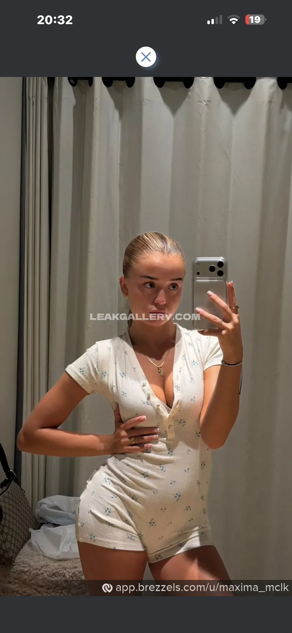 Maxima_mclk Floral Romper Mirror Selfie OnlyFans Photo Leaked