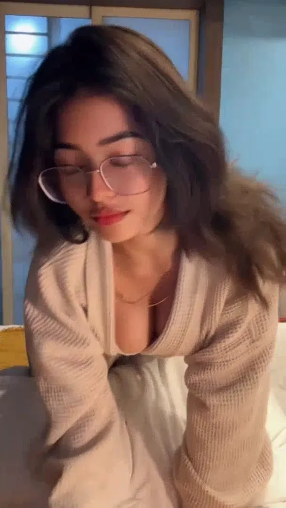 Meghashaww Glasses And Cardigan Tease OnlyFans Video Leaked