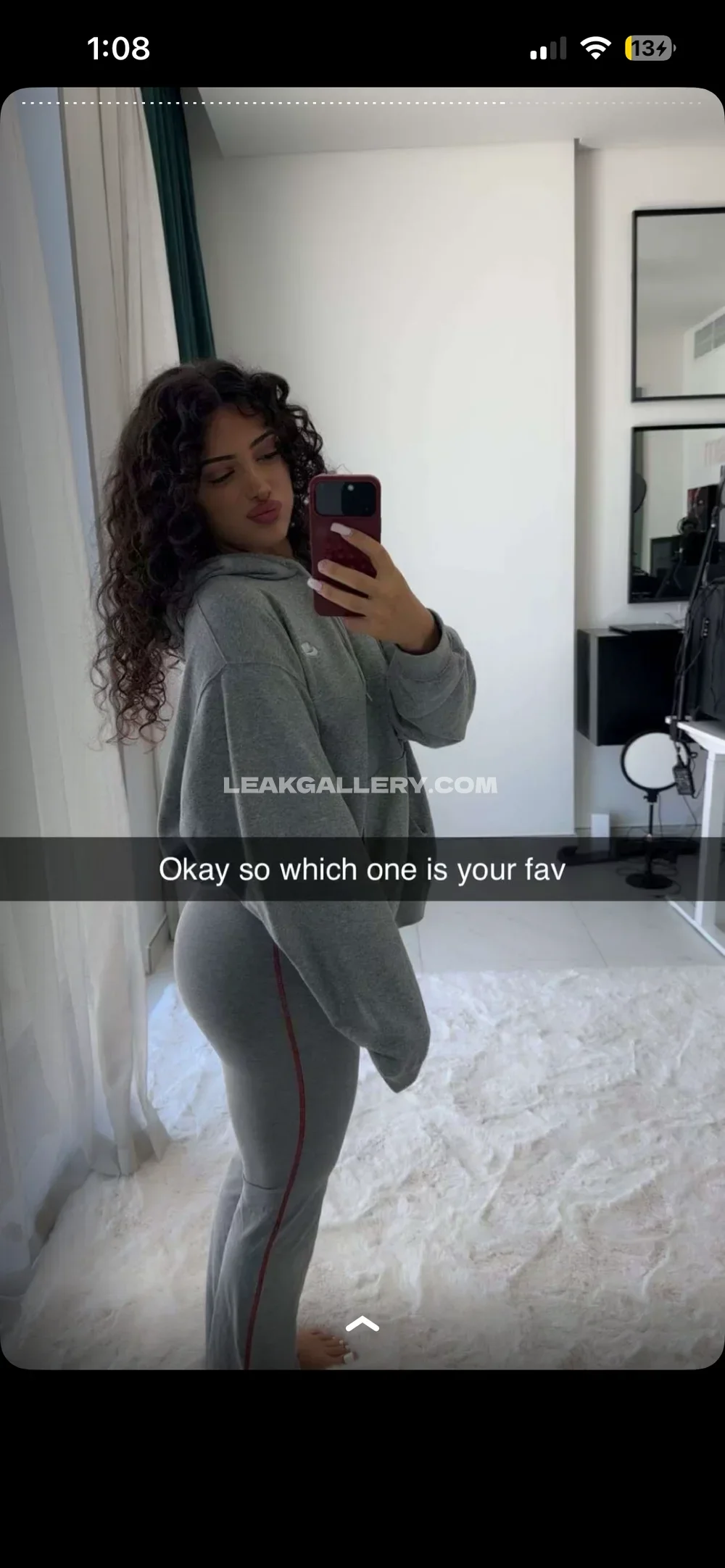Melimtx Grey Hoodie Mirror Selfie OnlyFans Photo Leaked