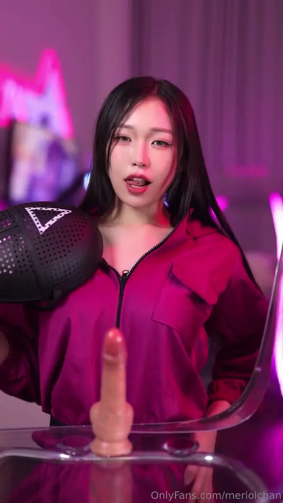 Meriolchanfree Pink Jacket Solo Play OnlyFans Video Leaked