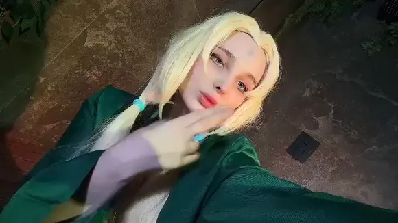 Mia_green_tea Green Robe Cleavage Tease OnlyFans Video Leaked