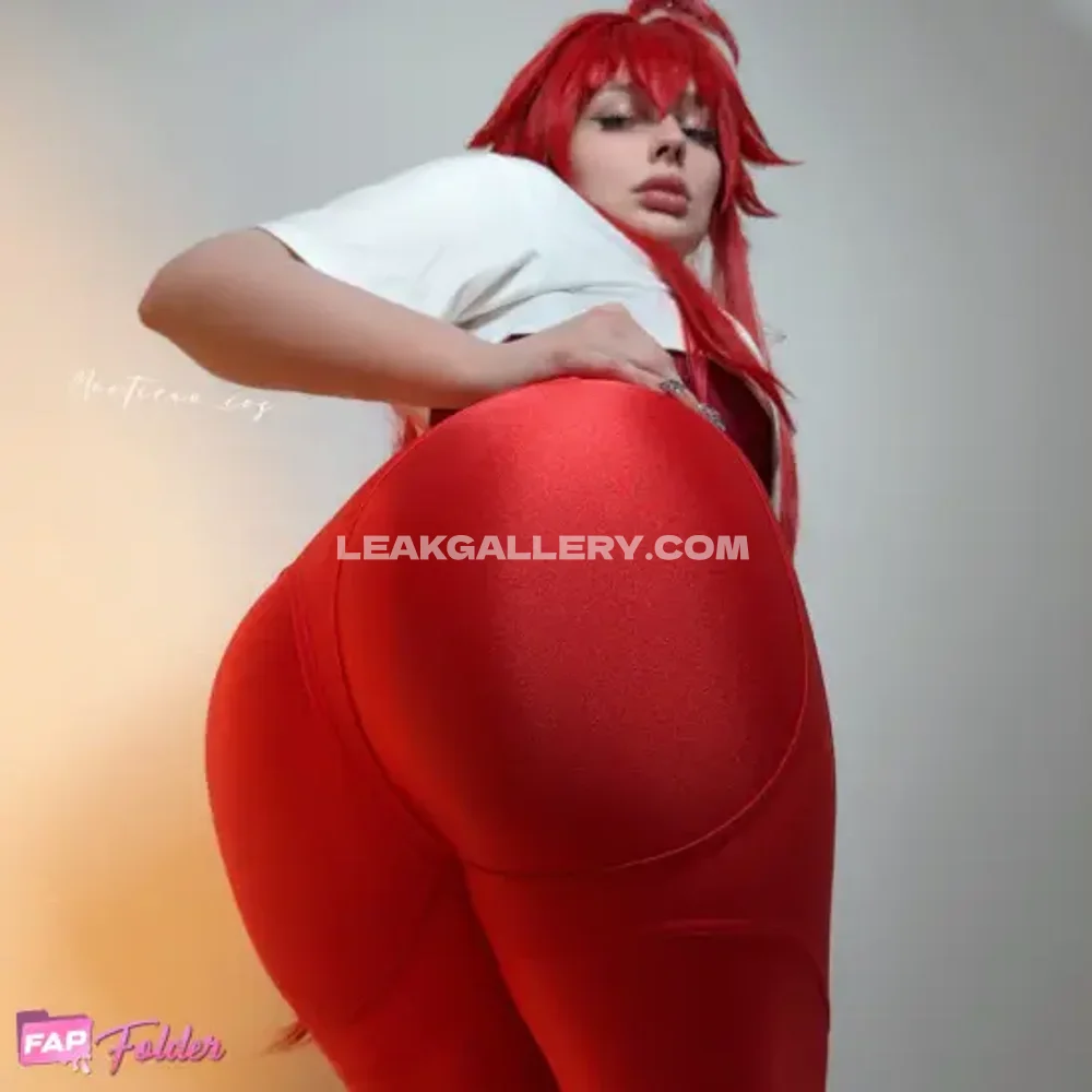 Mia_green_tea Red Bodysuit Ass Pose OnlyFans Photo Leaked
