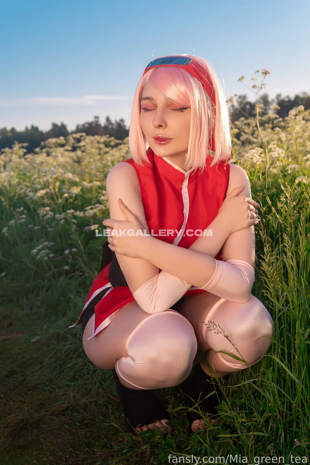 Mia_green_tea Pink Hair Cosplay Squat OnlyFans Photo Leaked