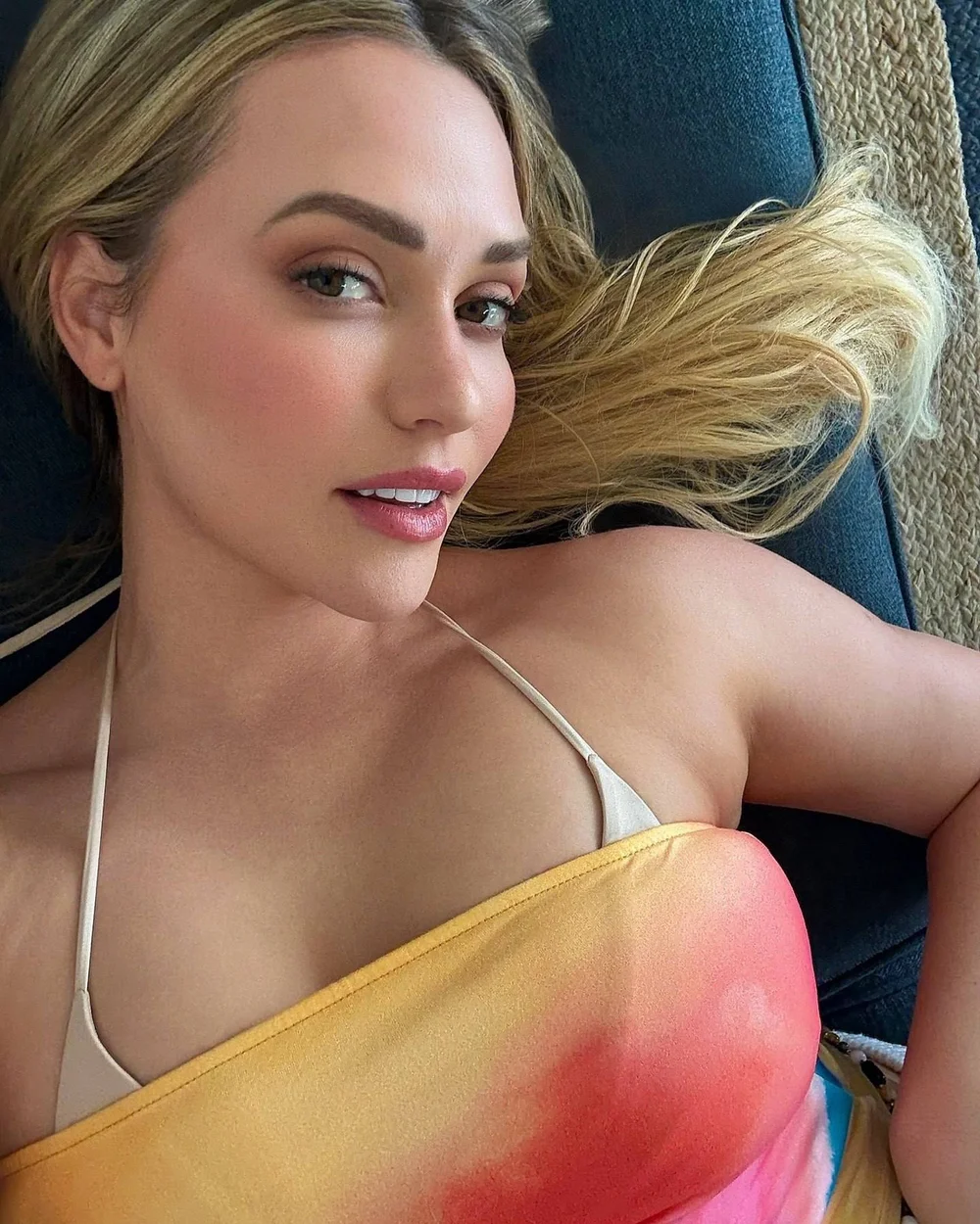 Miamalkova Strappy Bikini Top Tease OnlyFans Photo Leaked