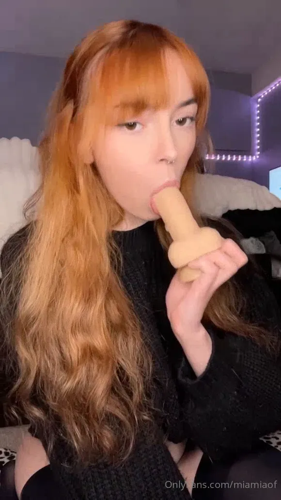 Miamiaof Oral Toy Play Closeup OnlyFans Video Leaked