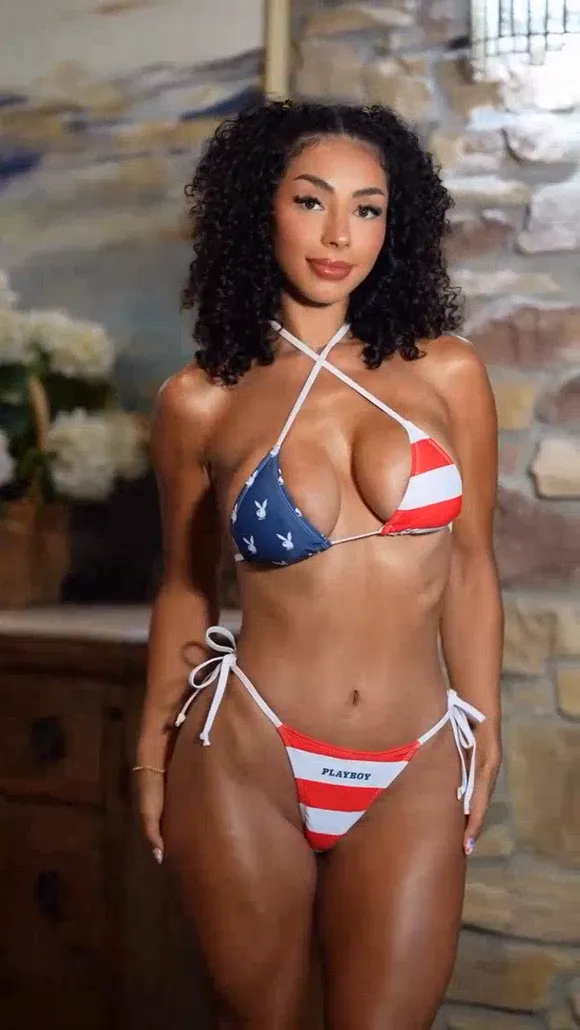 Miasorety Patriotic Bikini Pose OnlyFans Video Leaked