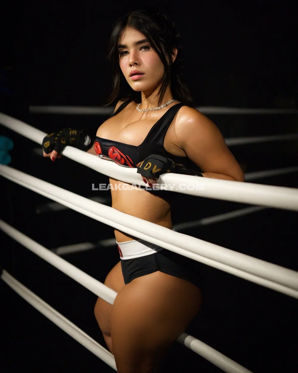 Michellerabbit Boxing Ring Pose OnlyFans Photo Leaked