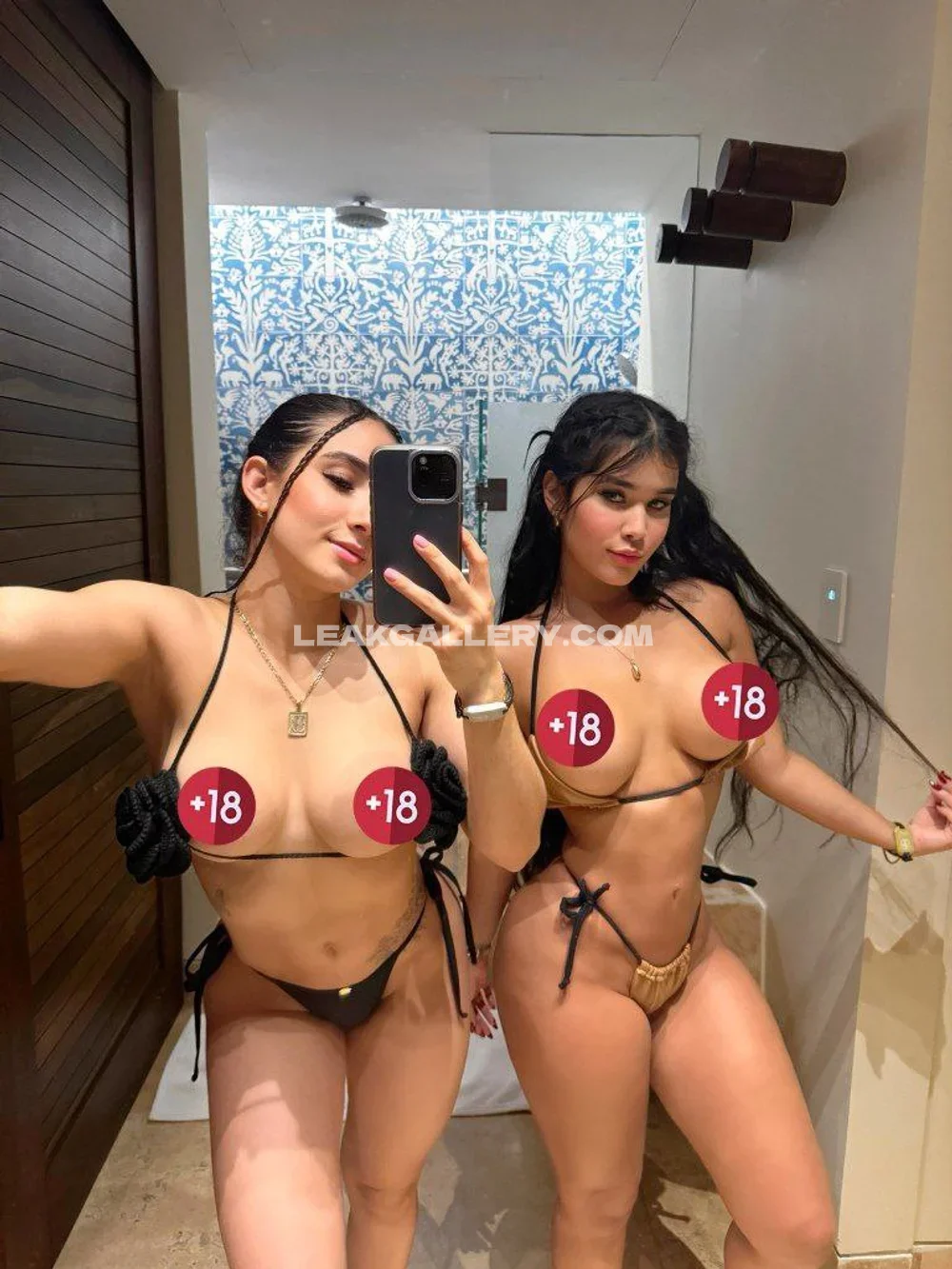 Michellerabbit Bikini Mirror Selfie Pose OnlyFans Photo Leaked