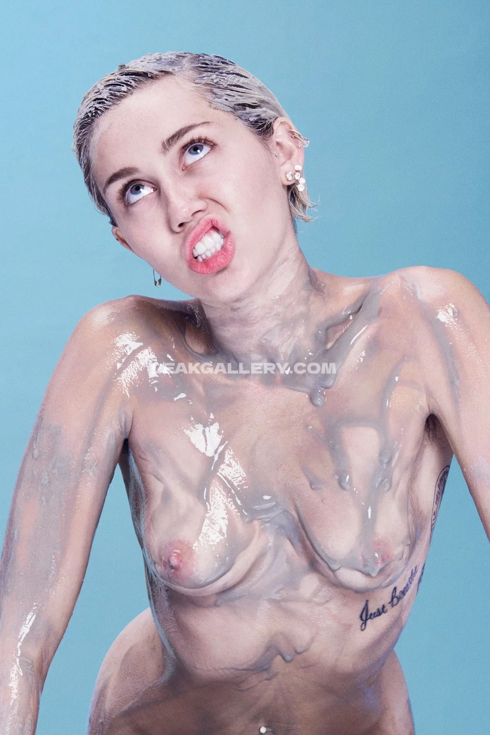 Mileycyrus Naked Mud Bath Tease OnlyFans Photo Leaked