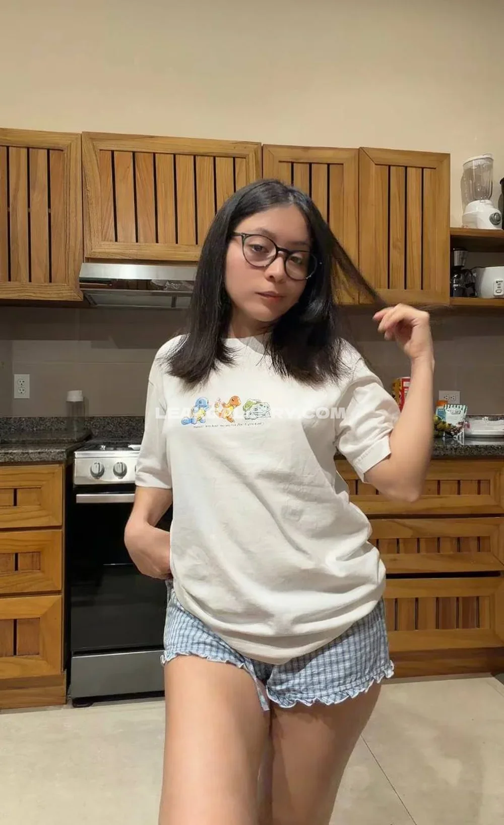 Miniakane_chavez Casual Kitchen Tease OnlyFans Photo Leaked