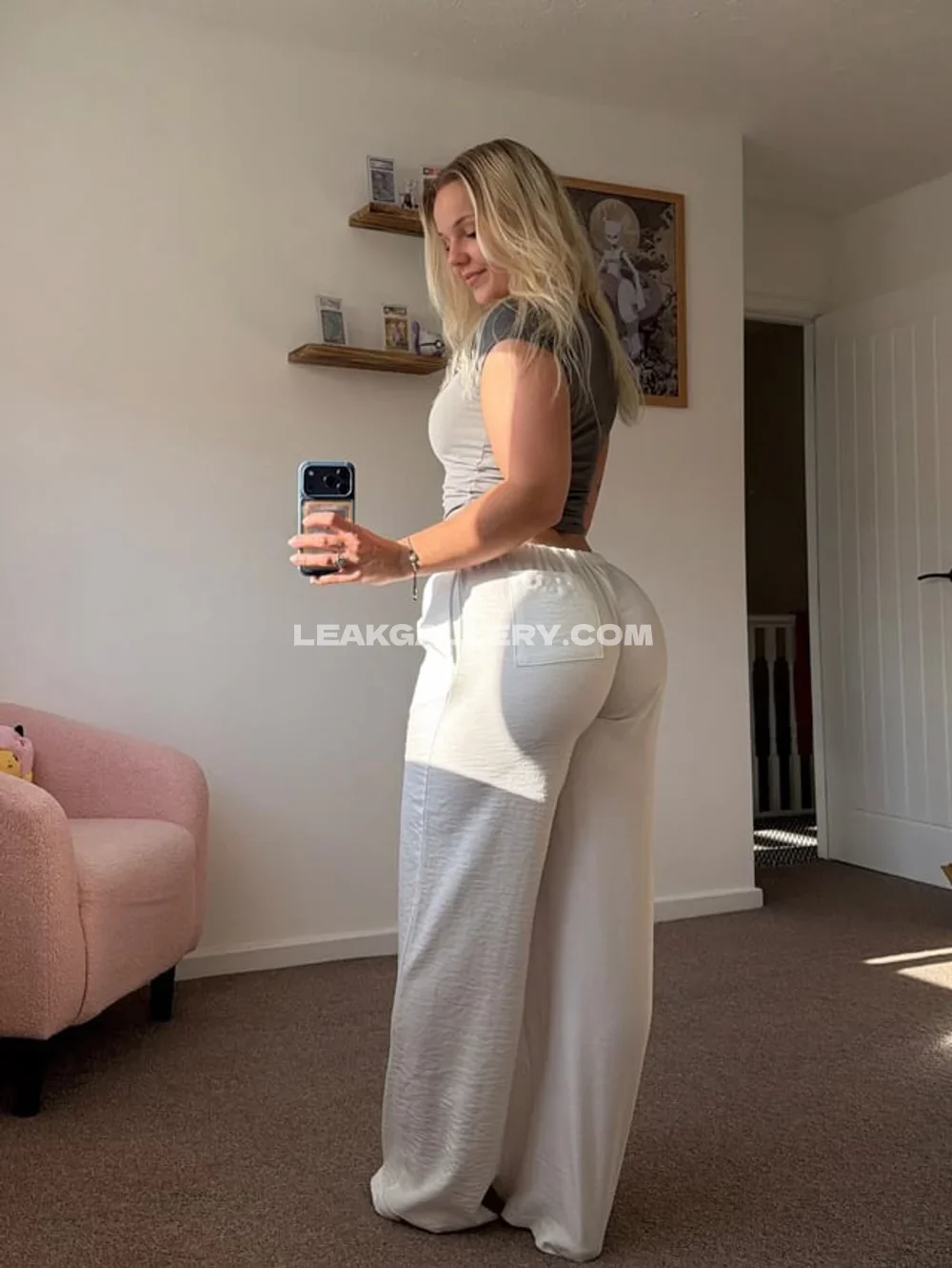 _mommymewtwo Exclusive Leaked Nude OnlyFans #13552693