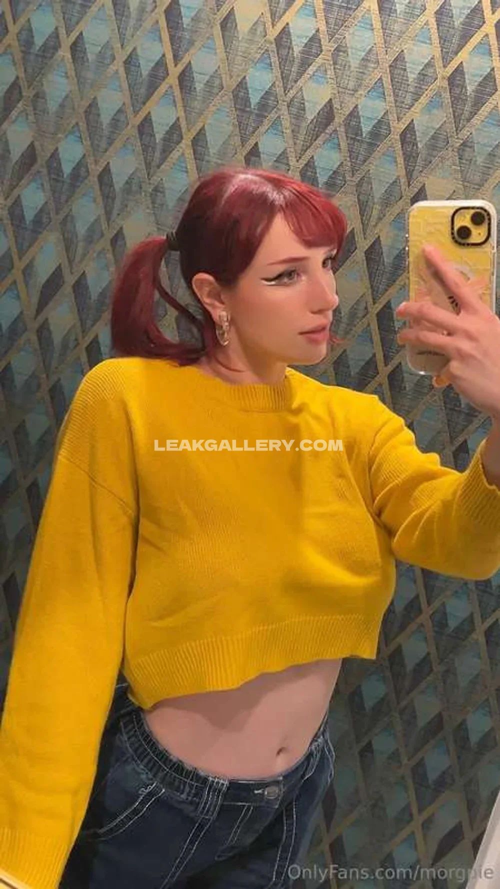Morgpie Yellow Crop Top Selfie OnlyFans Photo Leaked