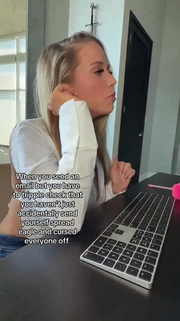 Mycookiejar Office Desk Tease OnlyFans Video Leaked