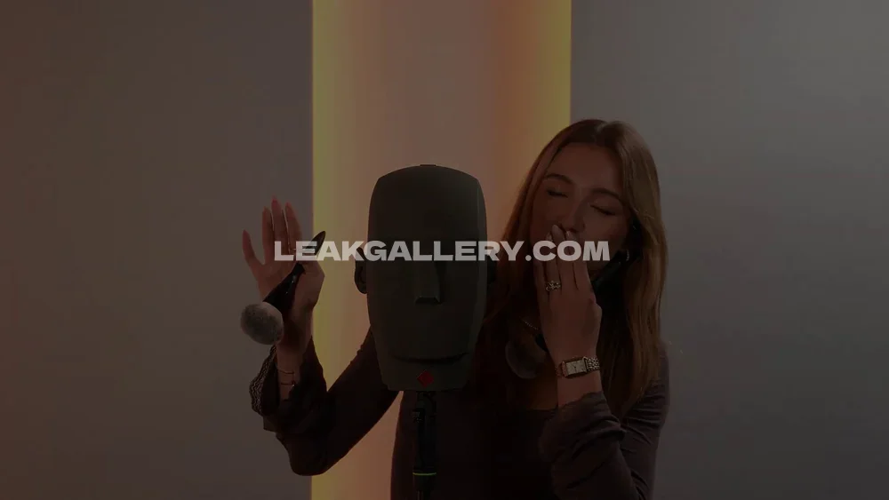 Nanouasmr ASMR Mic Whisper Session OnlyFans Photo Leaked
