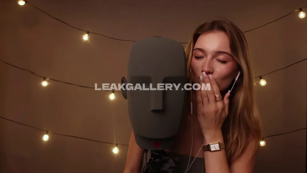 Nanouasmr Whispering Into Mic Mask OnlyFans Photo Leaked