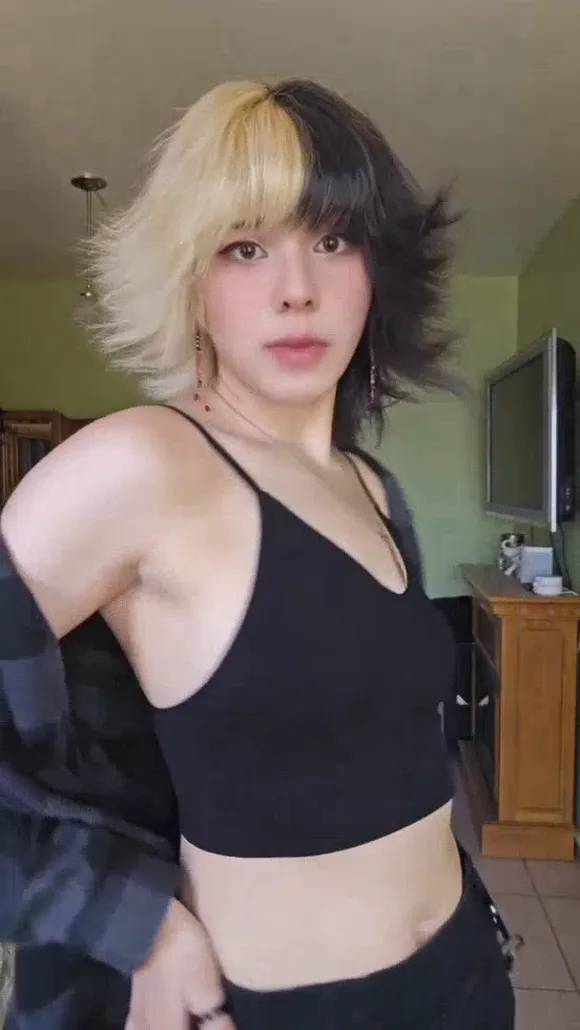 Nathali_the_killer Black Crop Top Pose OnlyFans Video Leaked