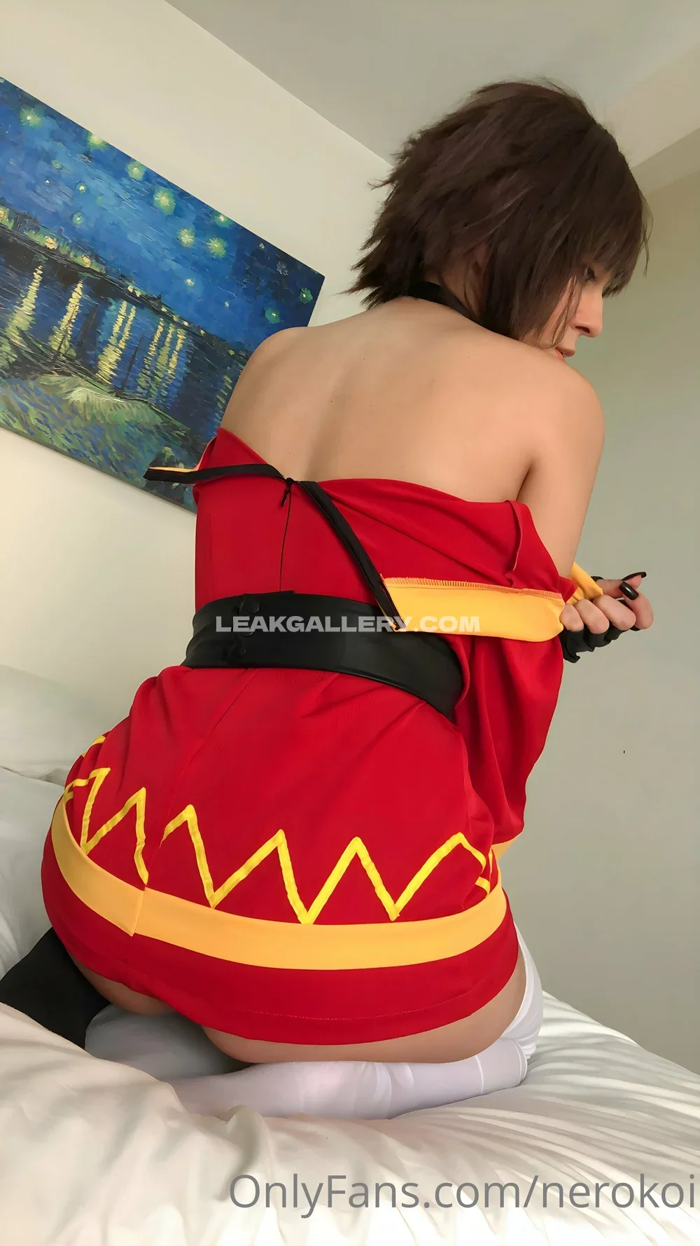 Nerokoi Red Dress Ass Display OnlyFans Photo Leaked
