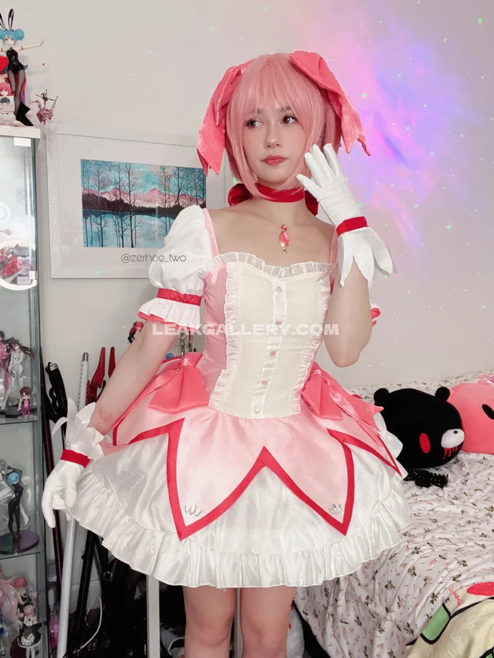 _nineiota Pink Wig Maid Cosplay OnlyFans Photo Leaked