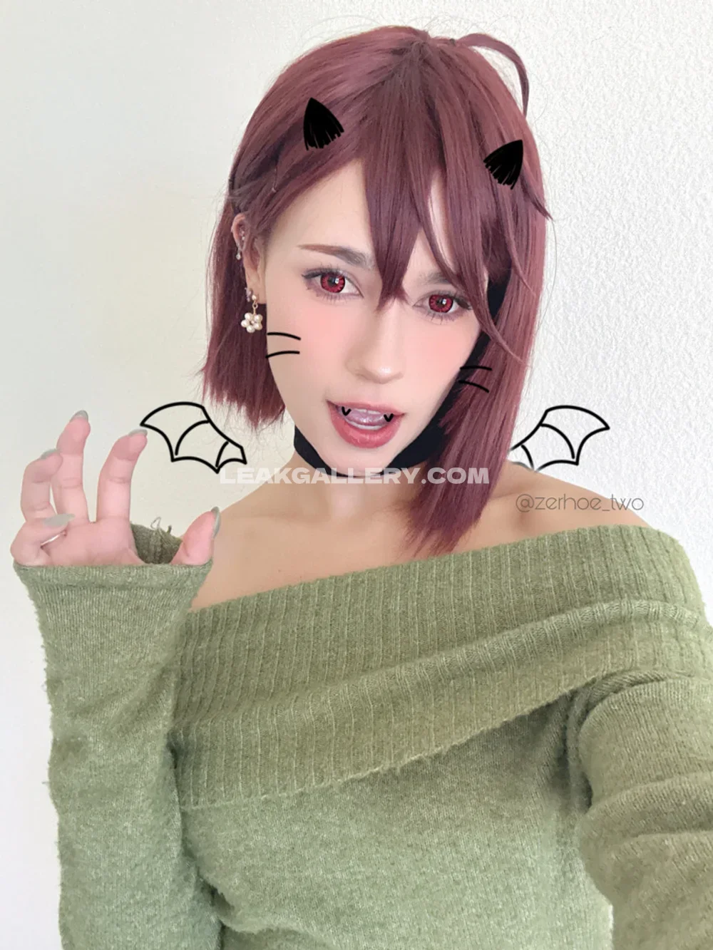 _nineiota Cat Ear Selfie Pose OnlyFans Photo Leaked