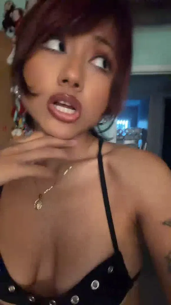 Nomamesnico Black Bra Tease OnlyFans Video Leaked