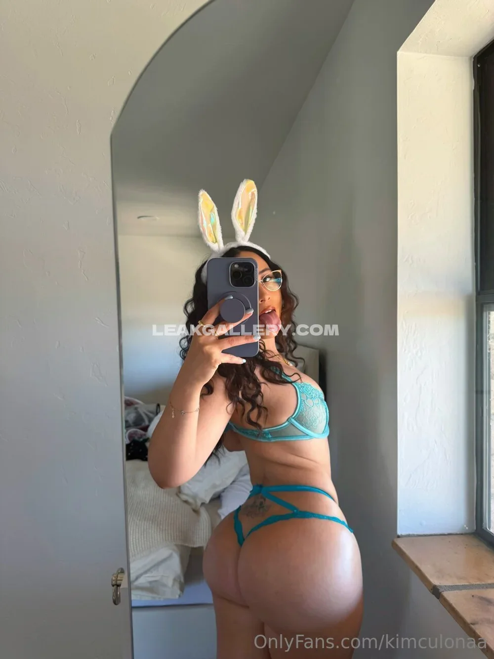 Officialcheekykim Bunny Ears Mirror Selfie OnlyFans Photo Leaked