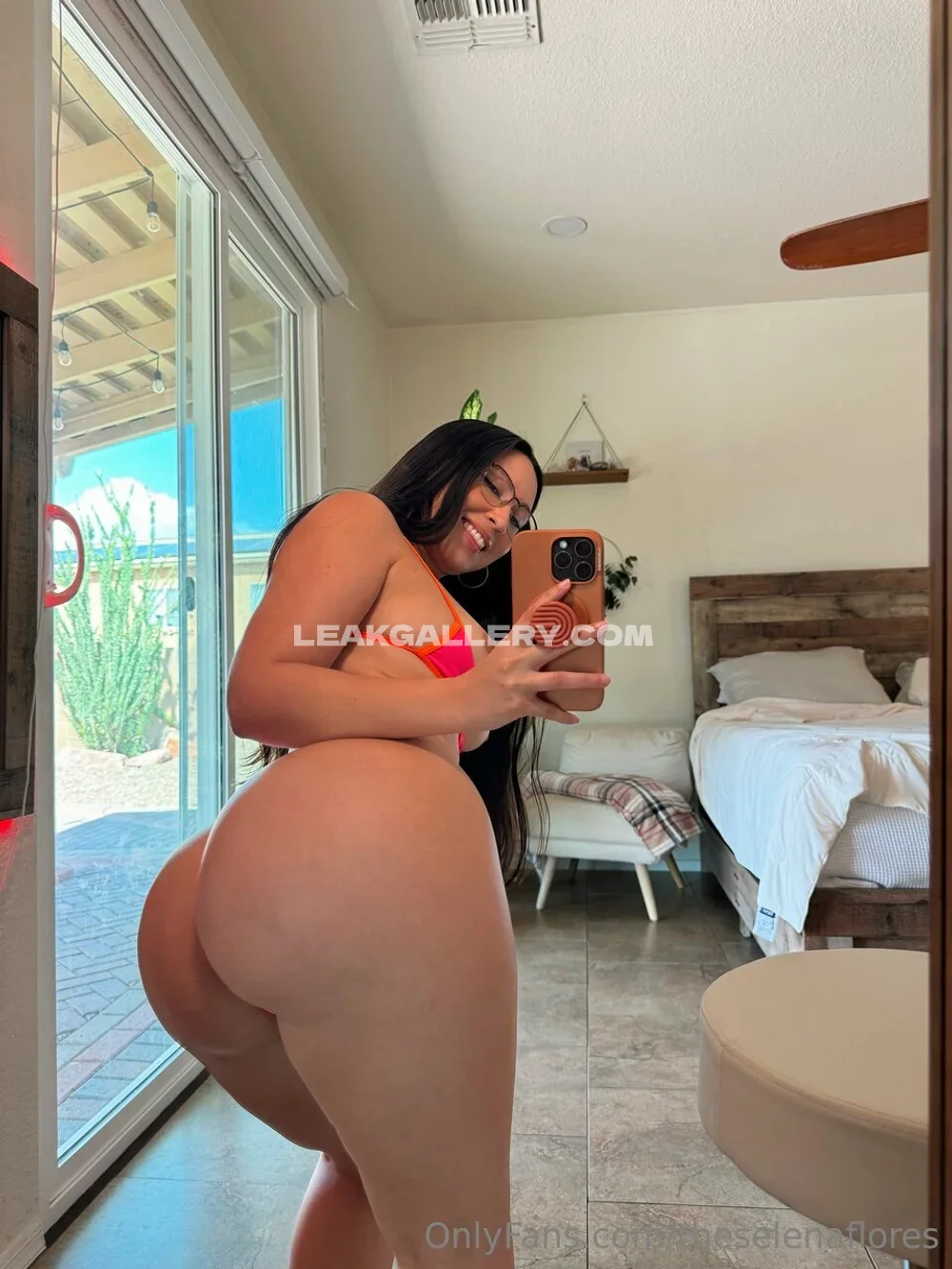 Officialcheekykim Bikini Mirror Selfie OnlyFans Photo Leaked