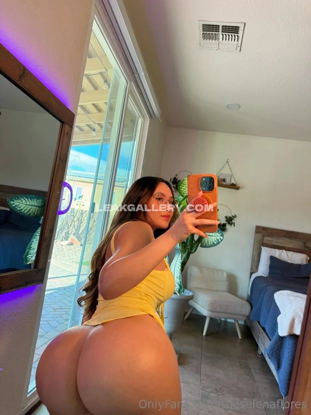Officialcheekykim Yellow Bodysuit Mirror Selfie OnlyFans Photo Leaked