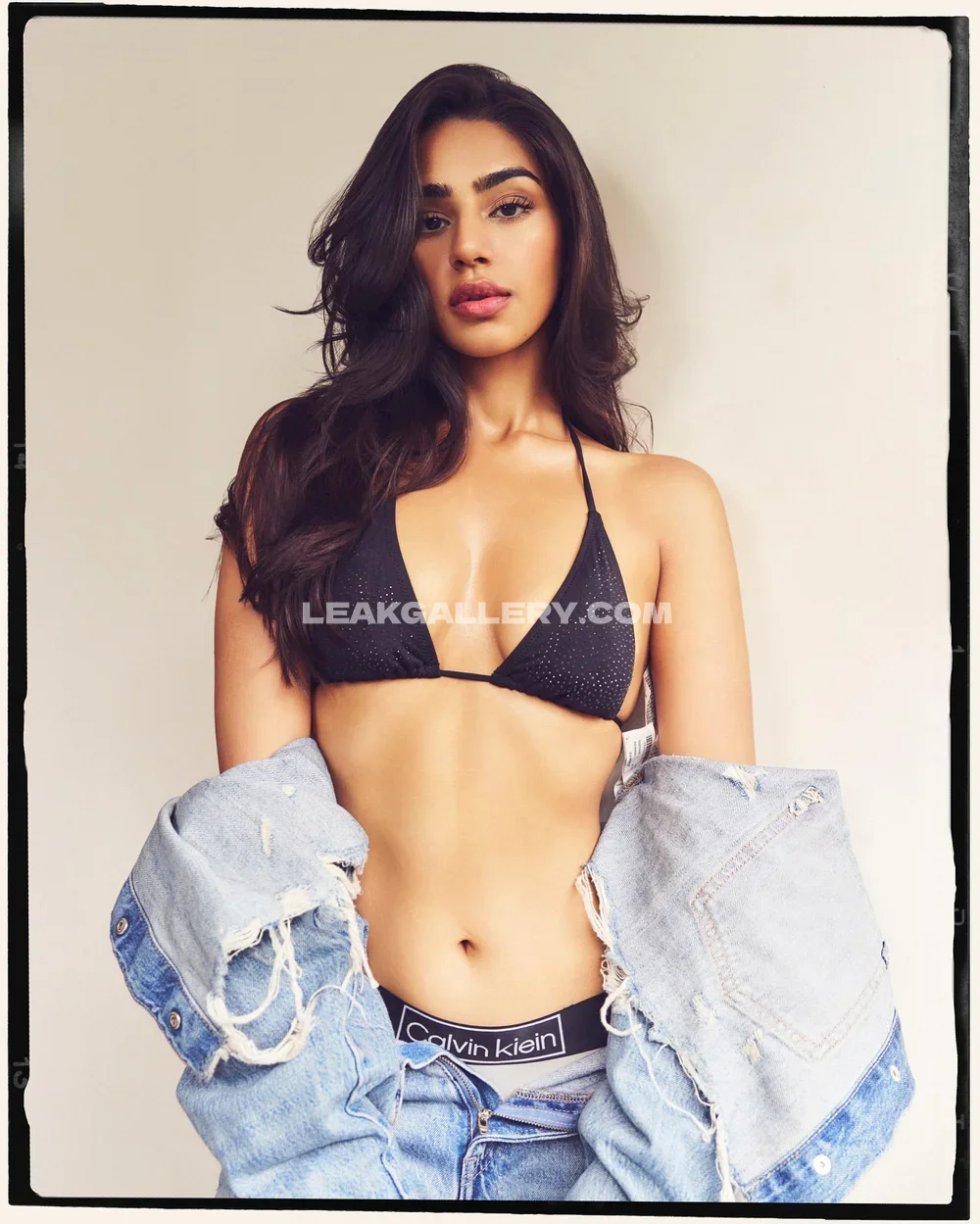 Pakhigadh Black Bikini Top Tease OnlyFans Photo Leaked