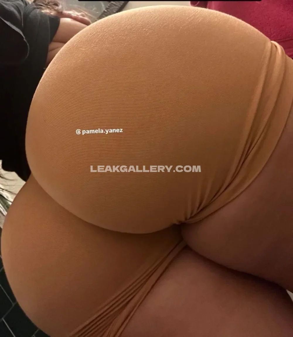 Pamyamz Tight Bodysuit Ass Shot OnlyFans Photo Leaked