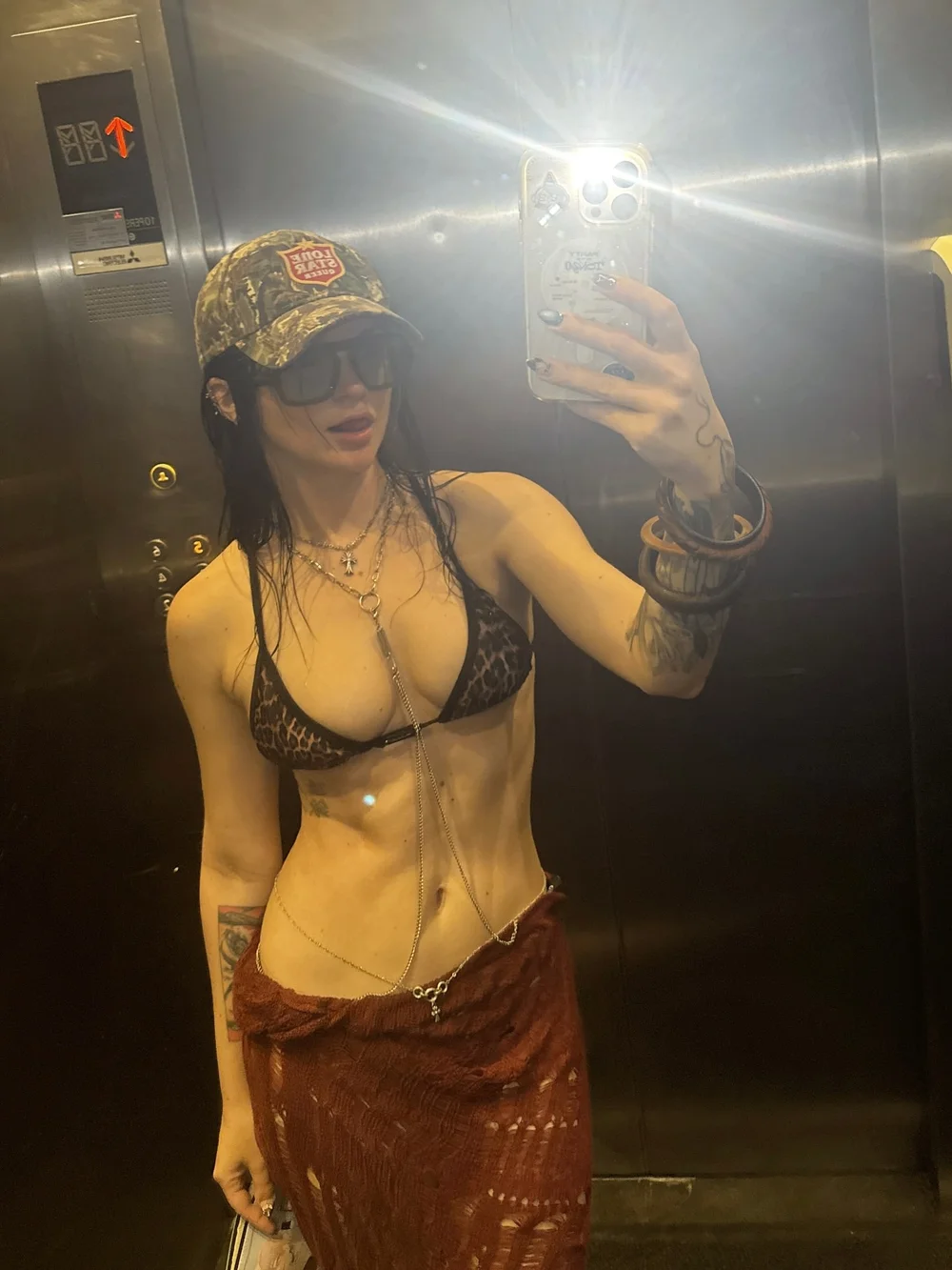 Peachjars Tattooed Bikini Selfie OnlyFans Photo Leaked